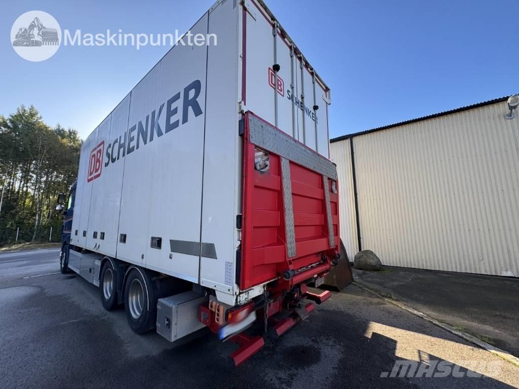 DAF FAS XF530Z Camion Fourgon