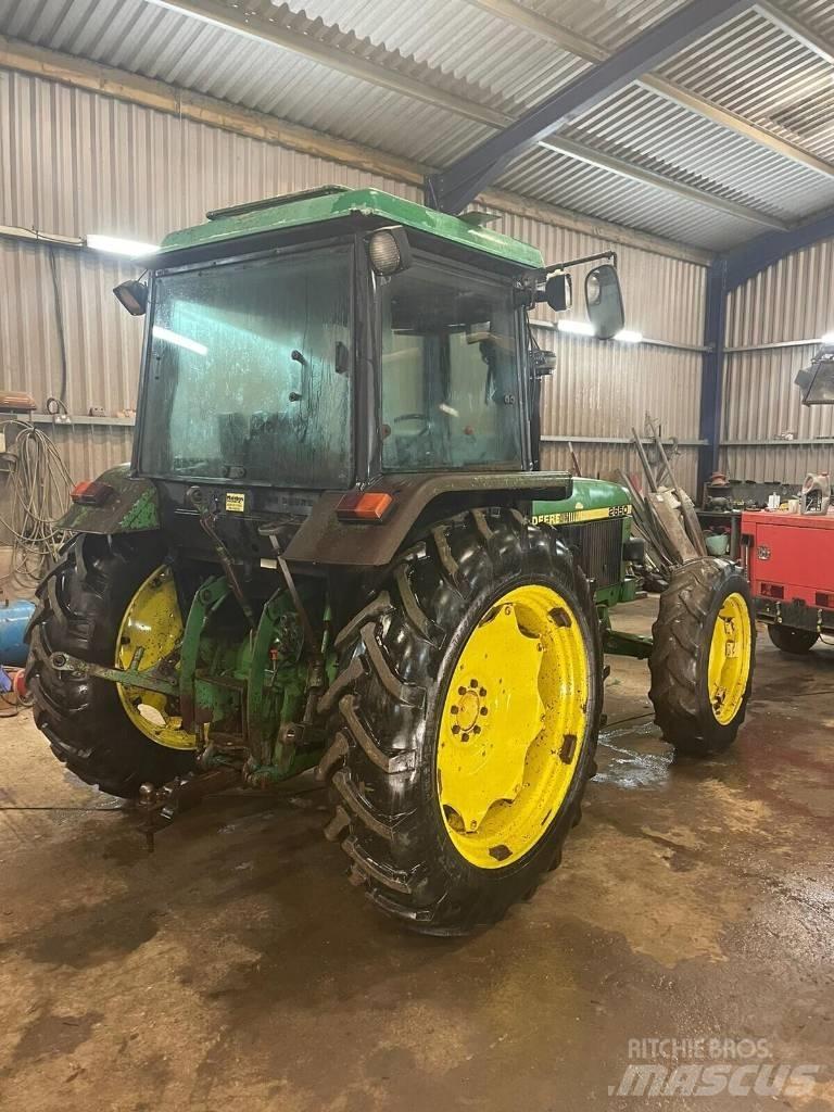 John Deere 2650 Tracteur