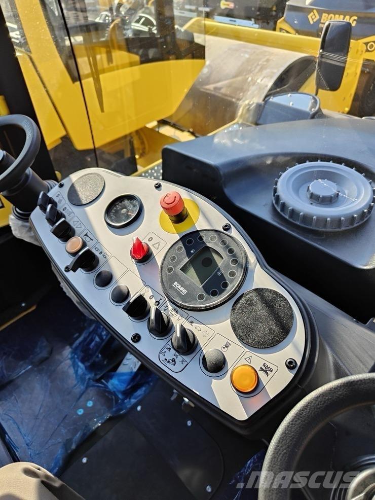 Bomag BW 24 R H Rouleaux à pneumatiques