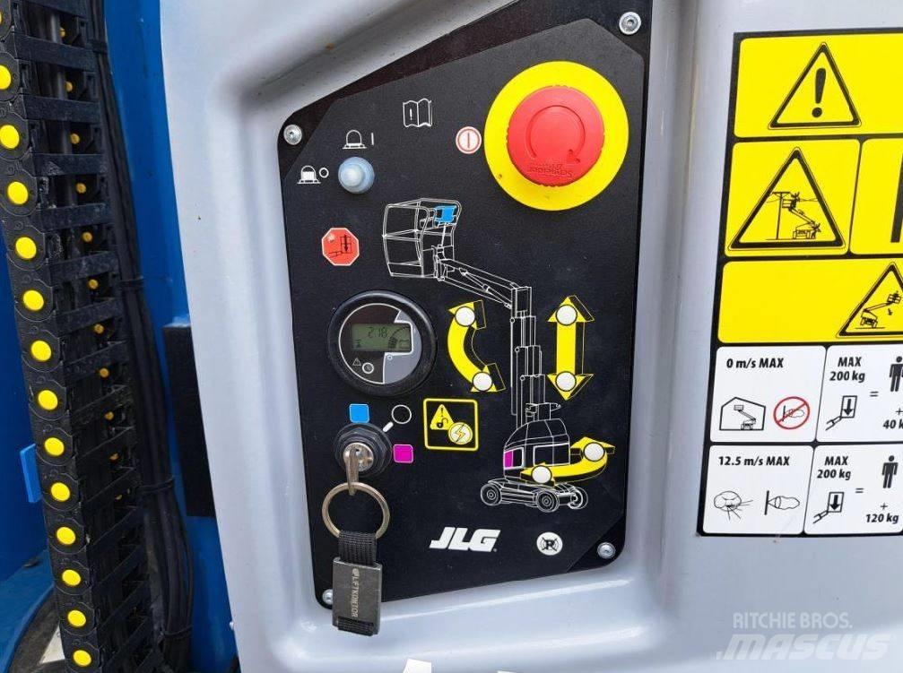 JLG Toucan 8 E-L Mât vertical