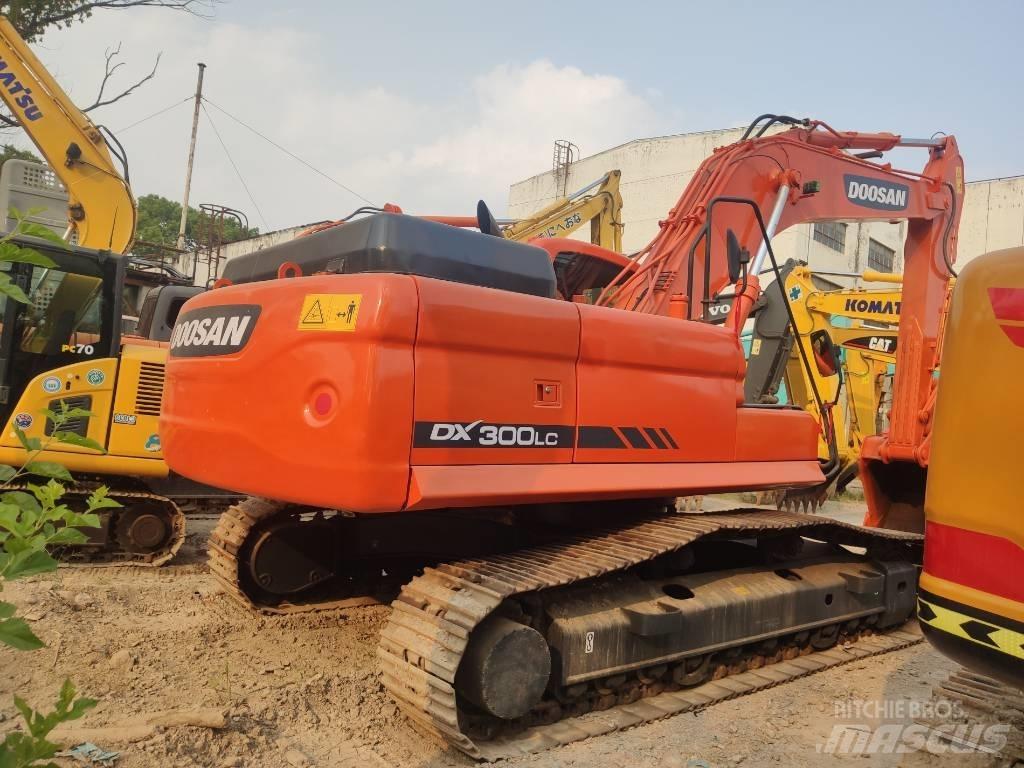 Doosan dx300 Pelle sur chenilles