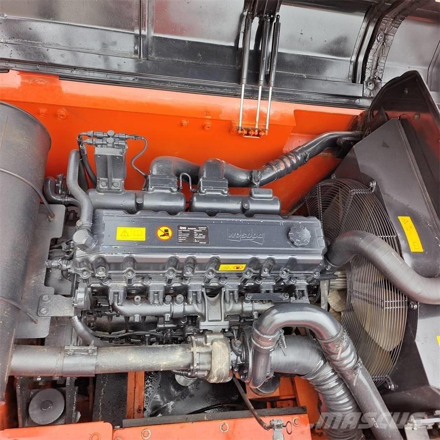 Doosan DX 340 LC Pelle sur chenilles