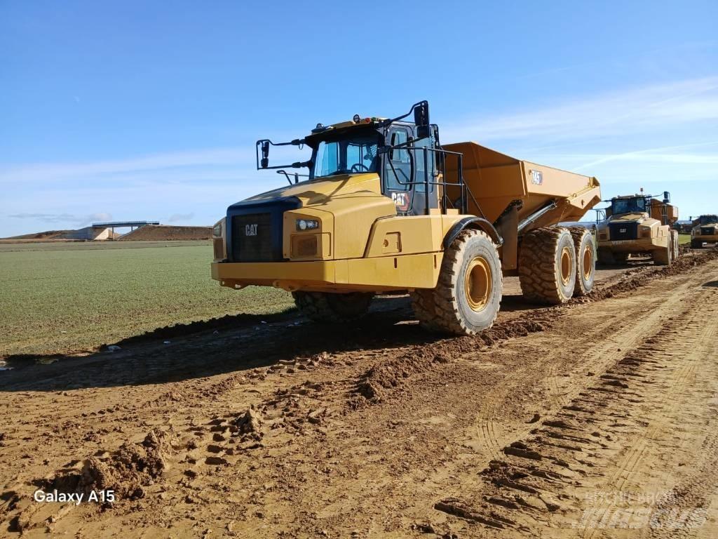 CAT 745 Tombereau articulé