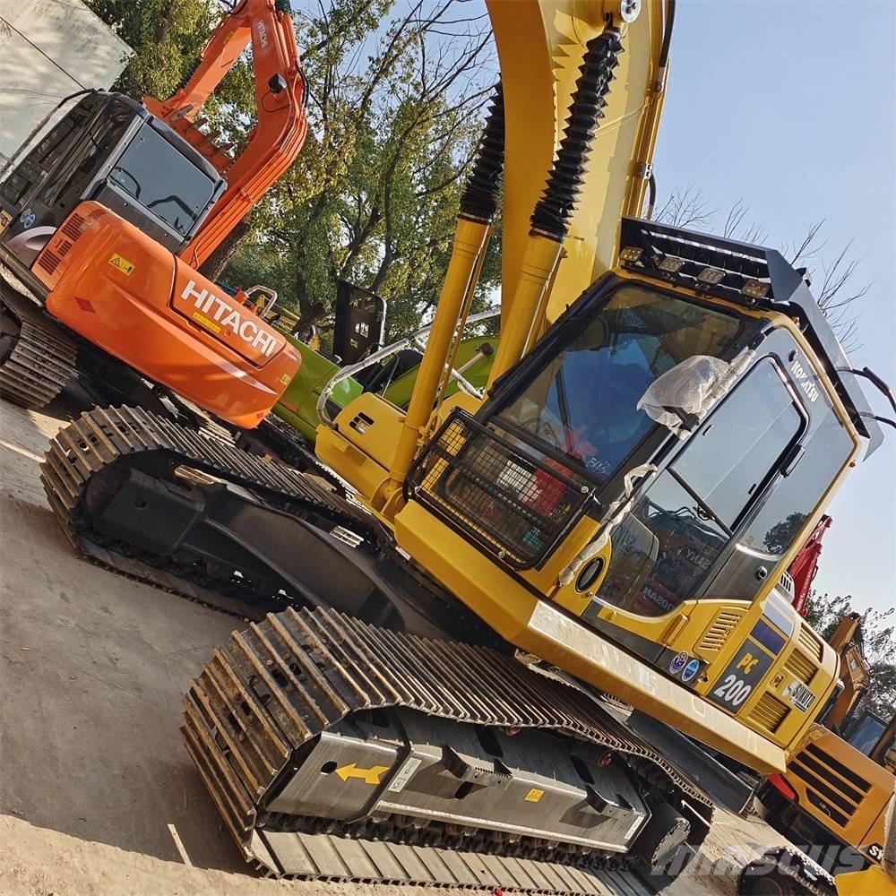 Komatsu PC200-8 Pelle sur chenilles