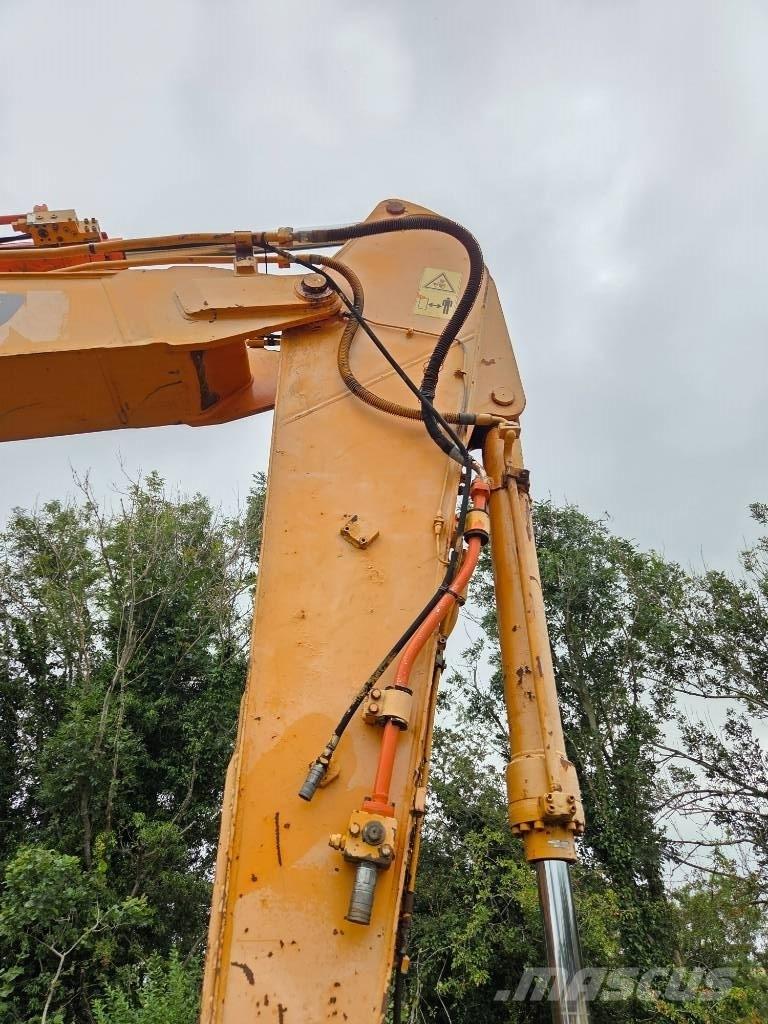 Doosan DX 225 LC Pelle sur chenilles