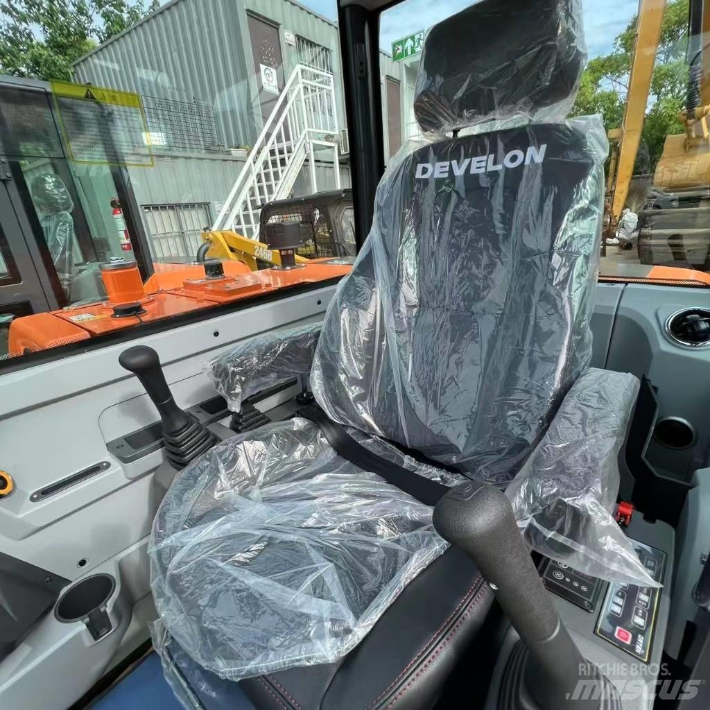 Develon DX60D Mini pelle < 7t