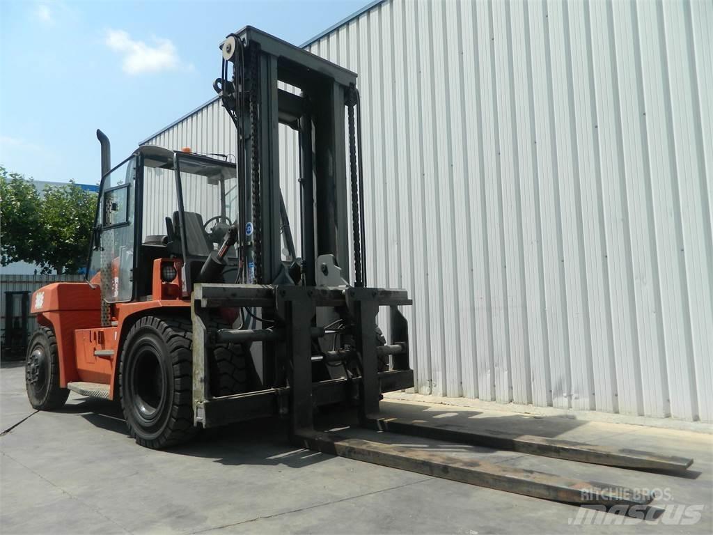 Kalmar DCE100 12 Chariots diesel