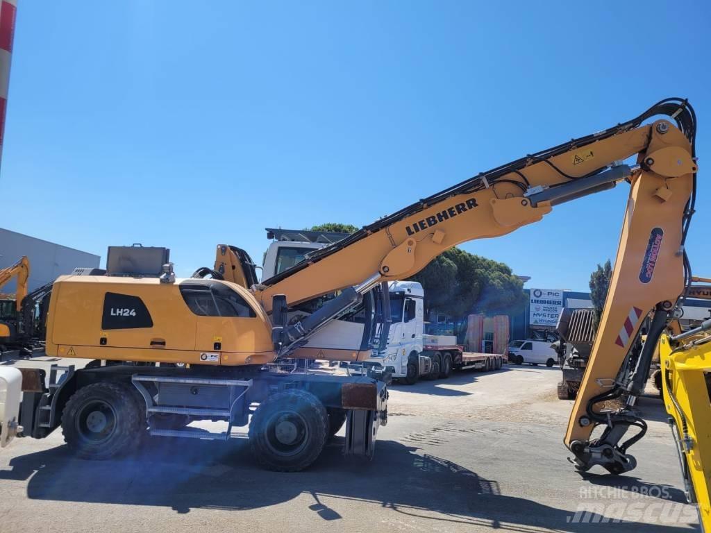 Liebherr LH 24 Pelle sur pneus