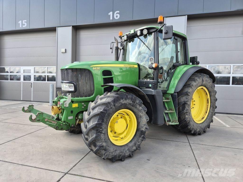 John Deere 6630 Tracteur