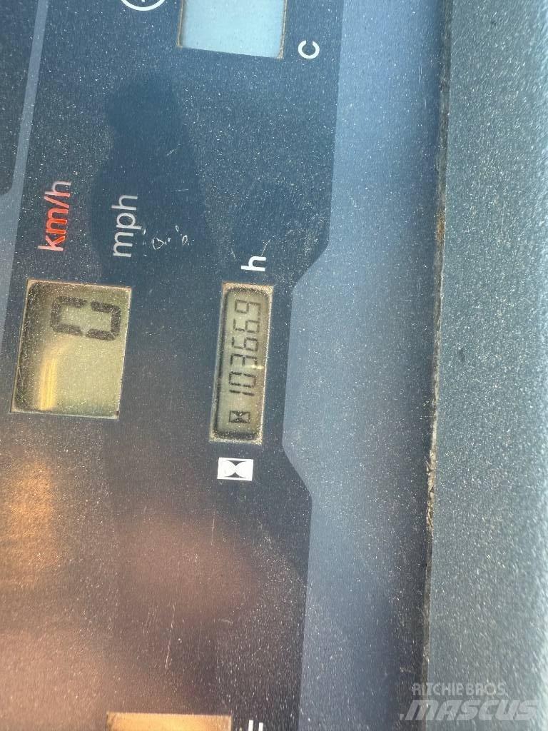 Komatsu WA 70-6 Chargeuse sur pneus