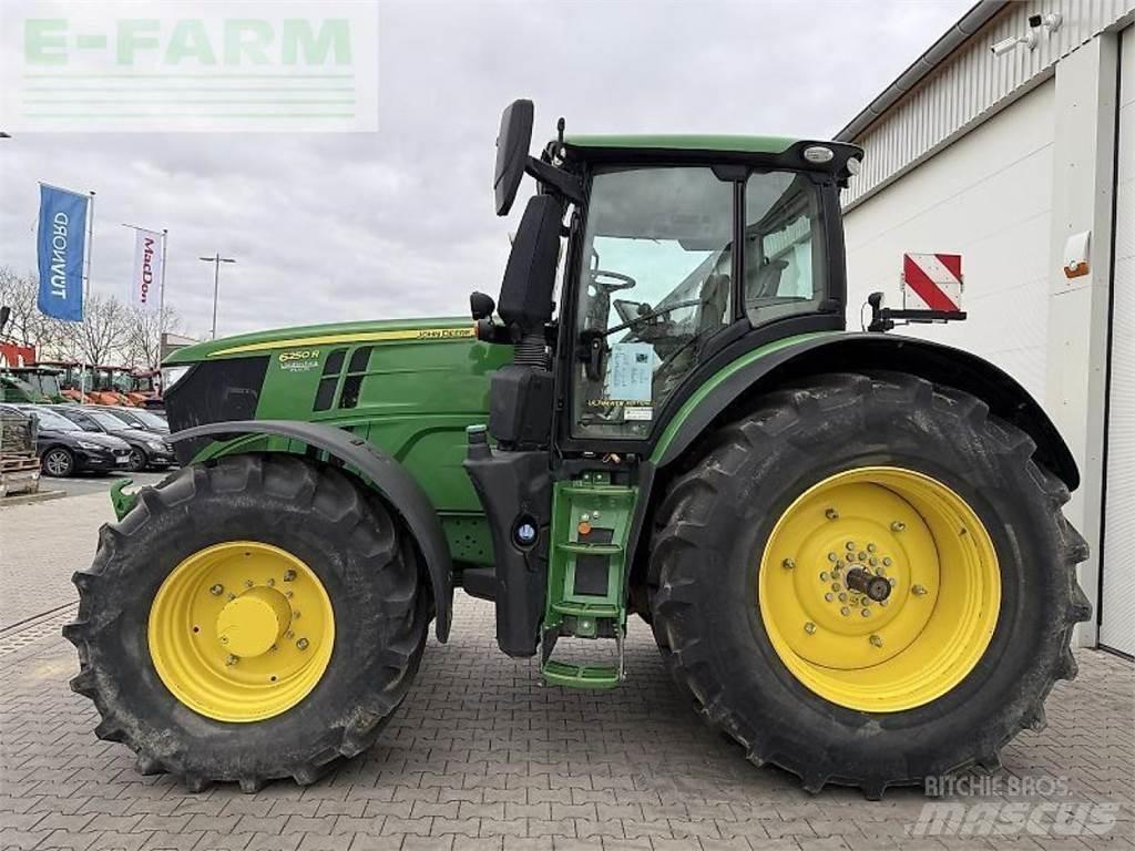 John Deere 6250 r Tracteur