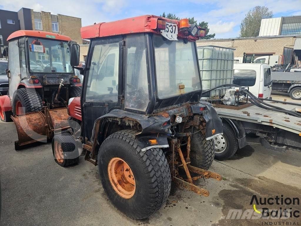 Kubota STV 32 Tracteur