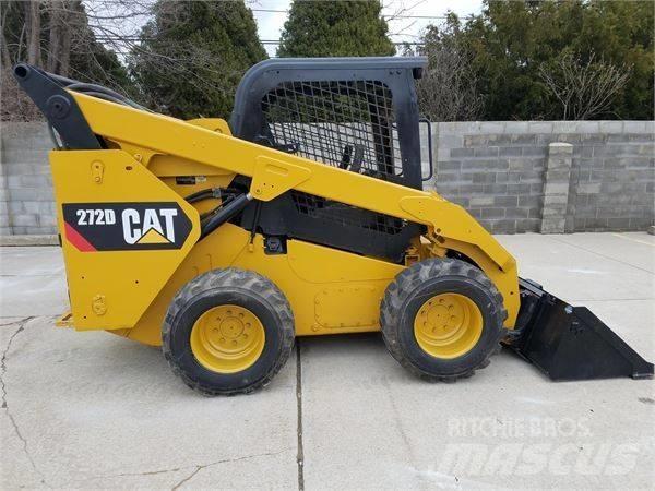 CAT 272 D Chargeuse compacte