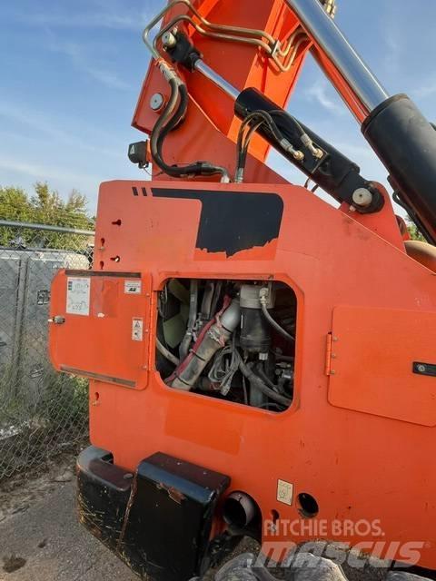 SkyTrak 8042 Chariot télescopique