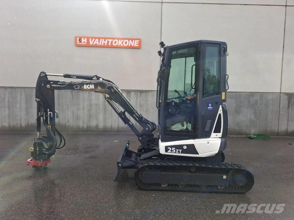 ECM 25 ZT Mini pelle < 7t
