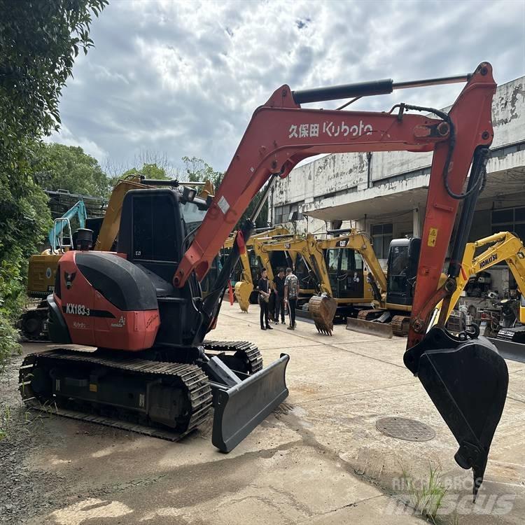 Kubota 183-3 Pelle sur chenilles