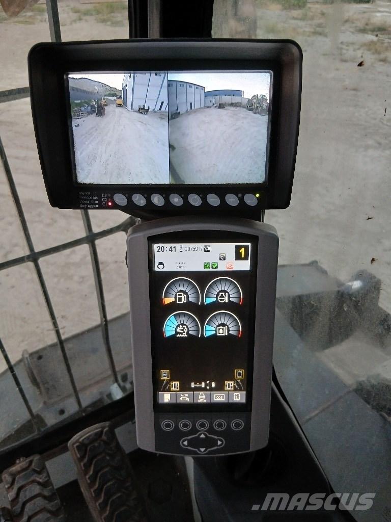 CAT MH 3022 Pelle à déchets