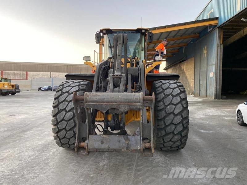 Volvo L 220 H Chargeuse sur pneus