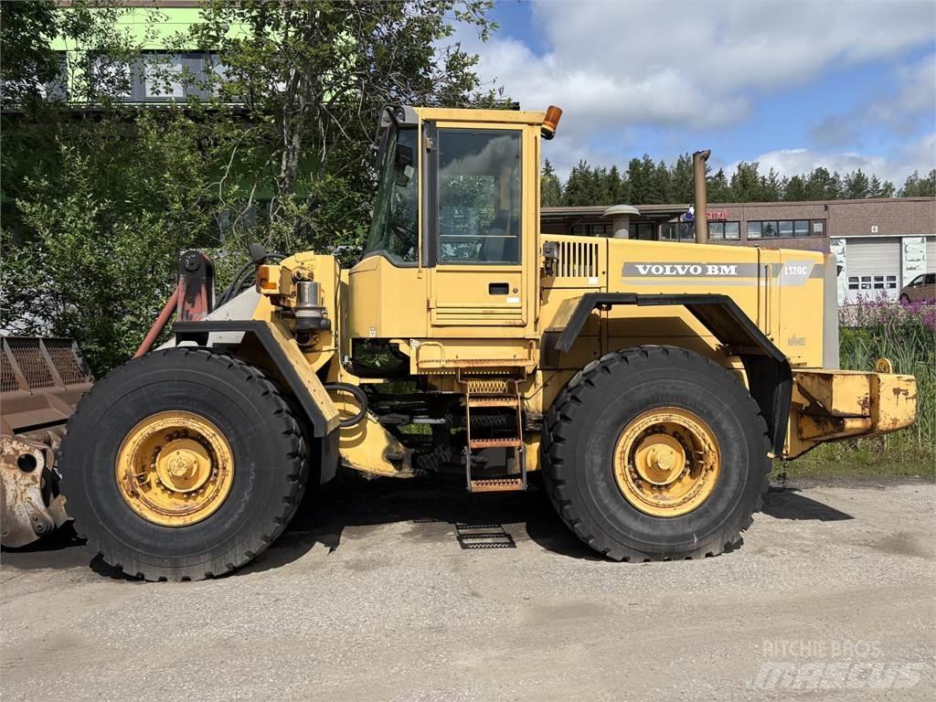Volvo L120 C Chargeuse sur pneus
