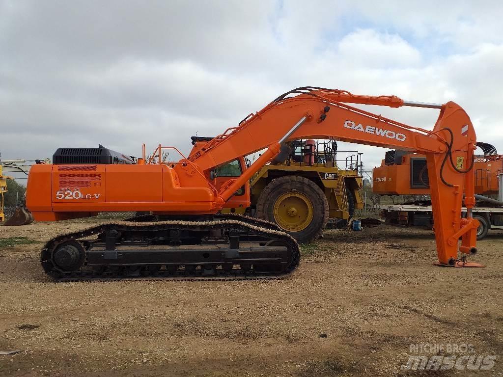 Daewoo 520 LC Pelle sur chenilles