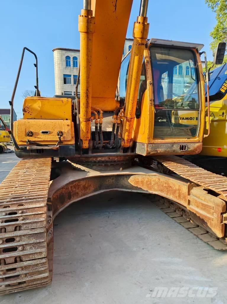 Hyundai R300LC-9S Pelle sur chenilles