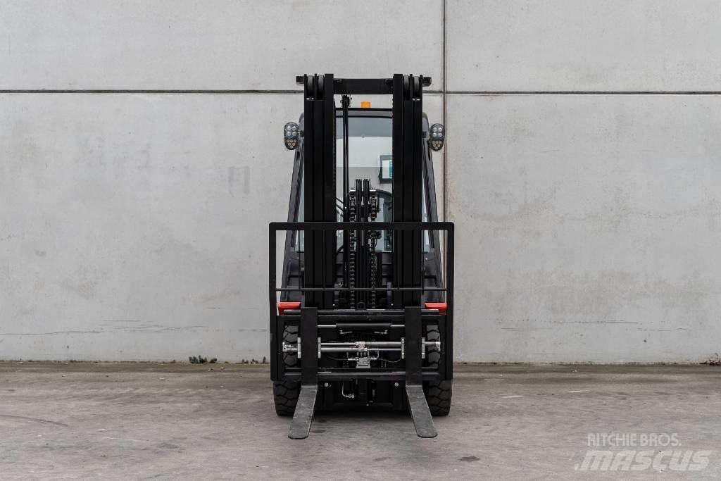 Manitou MI 25 D Chariots diesel