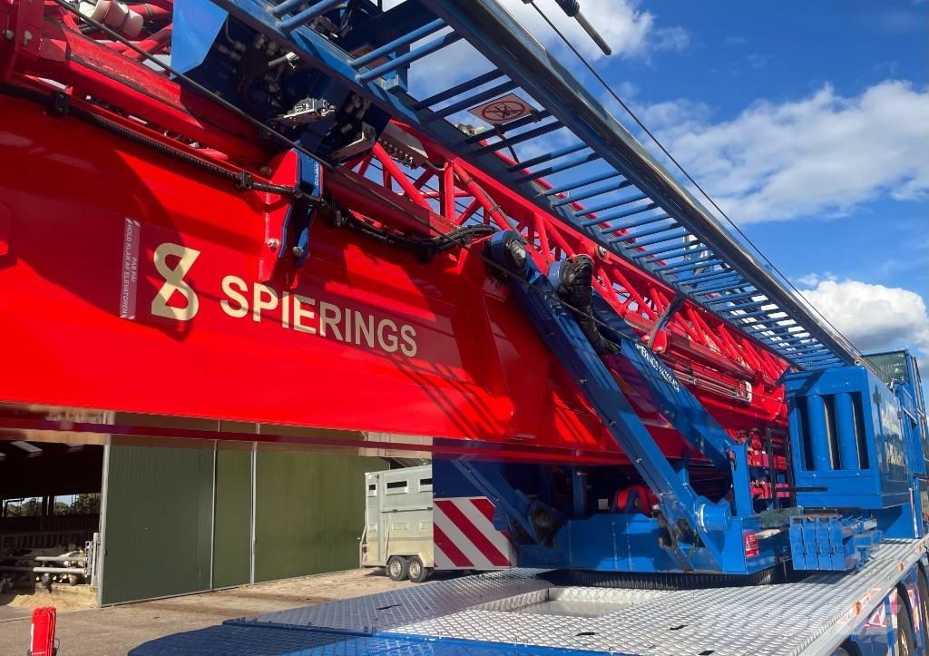 Spierings SK 597 AT4 Grues tout terrain