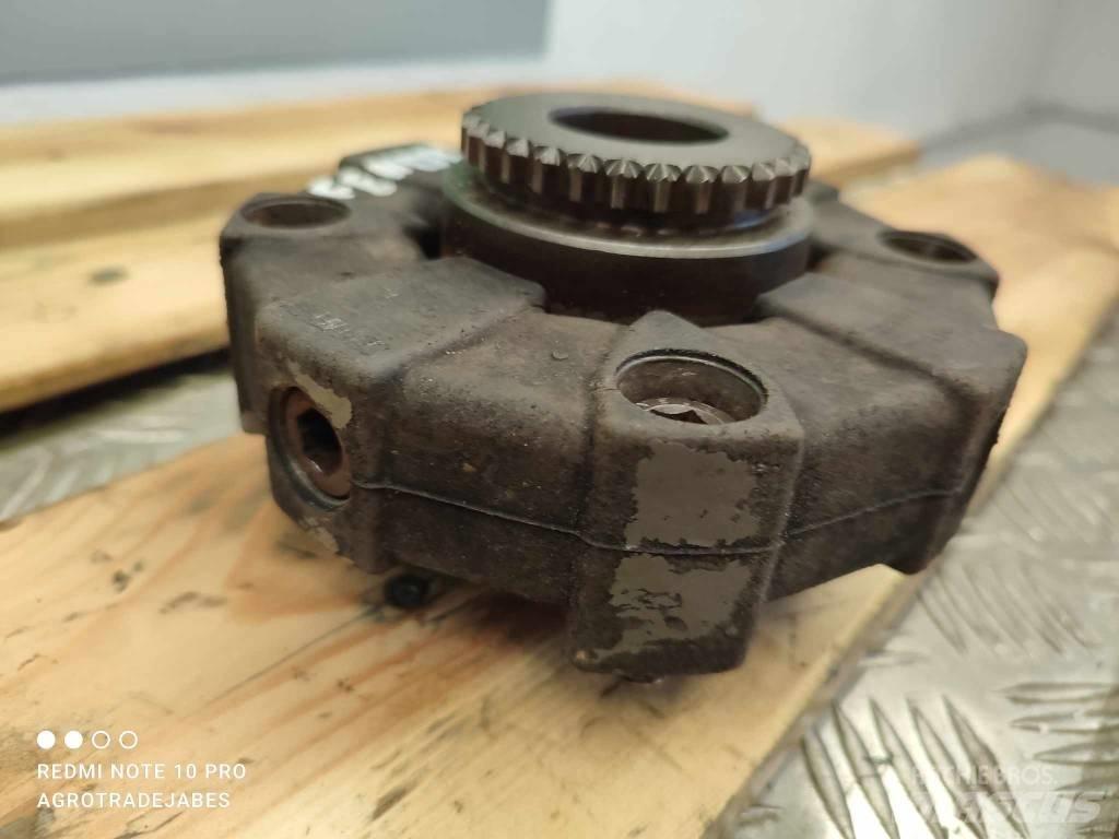 Fendt 512 WOM Transmission