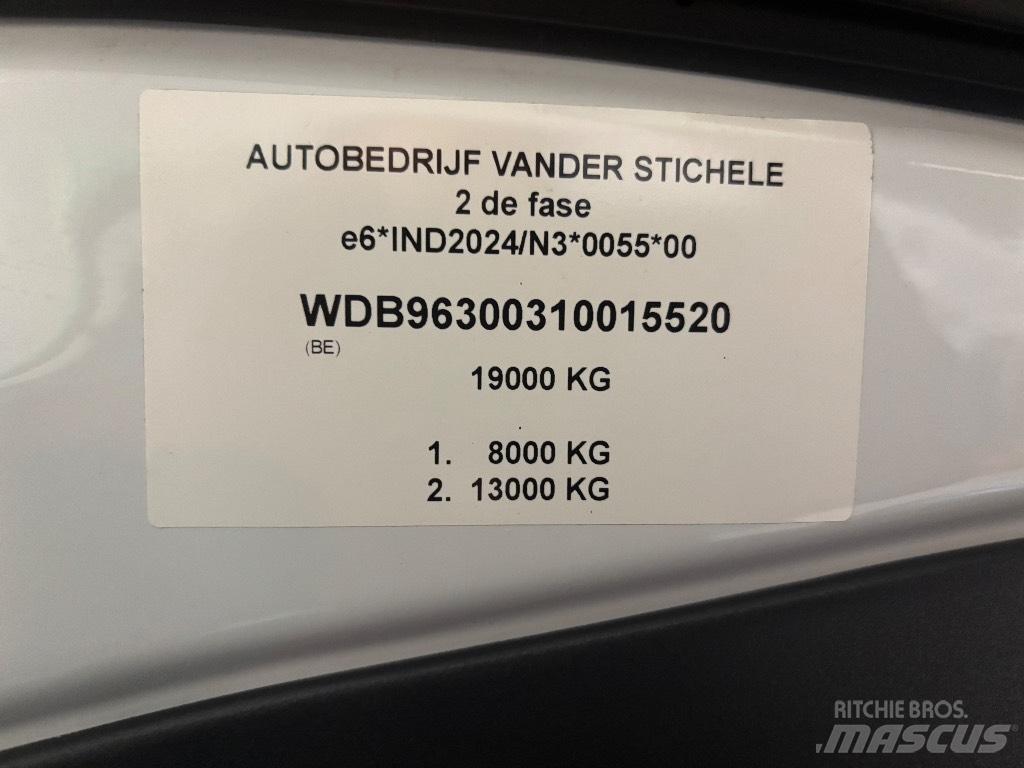Mercedes-Benz Antos Camion ampliroll