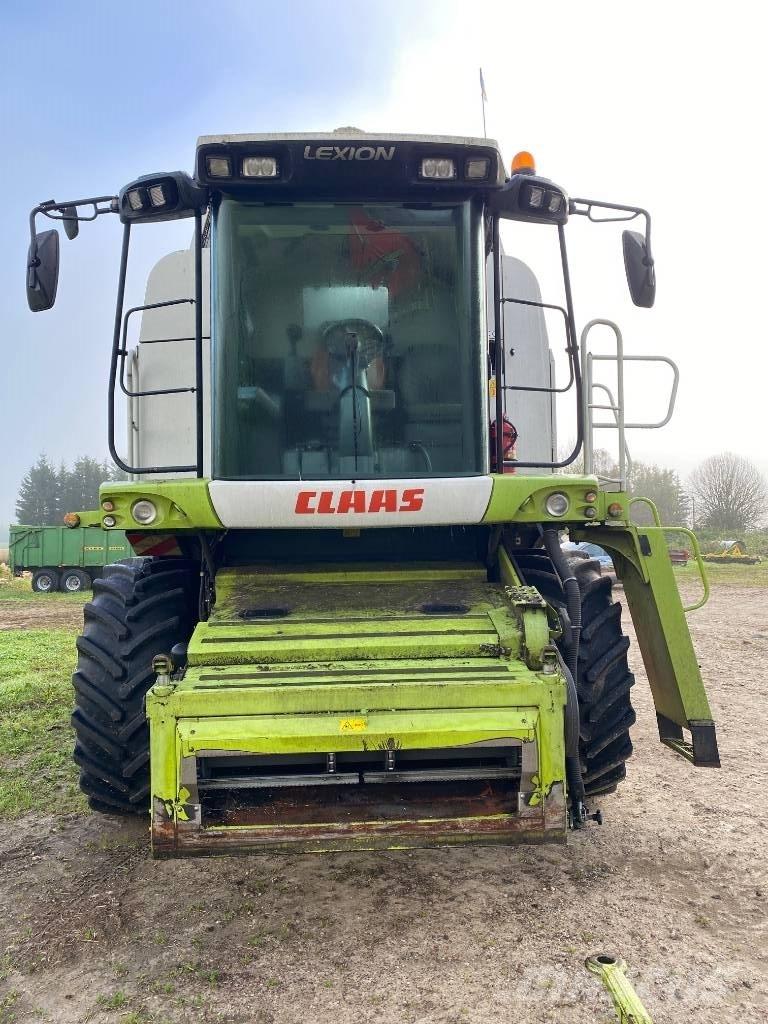 CLAAS Lexion 540 Moissonneuse batteuse