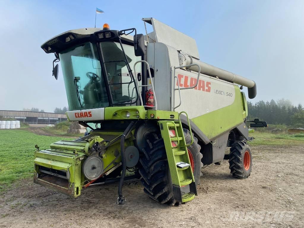 CLAAS Lexion 540 Moissonneuse batteuse