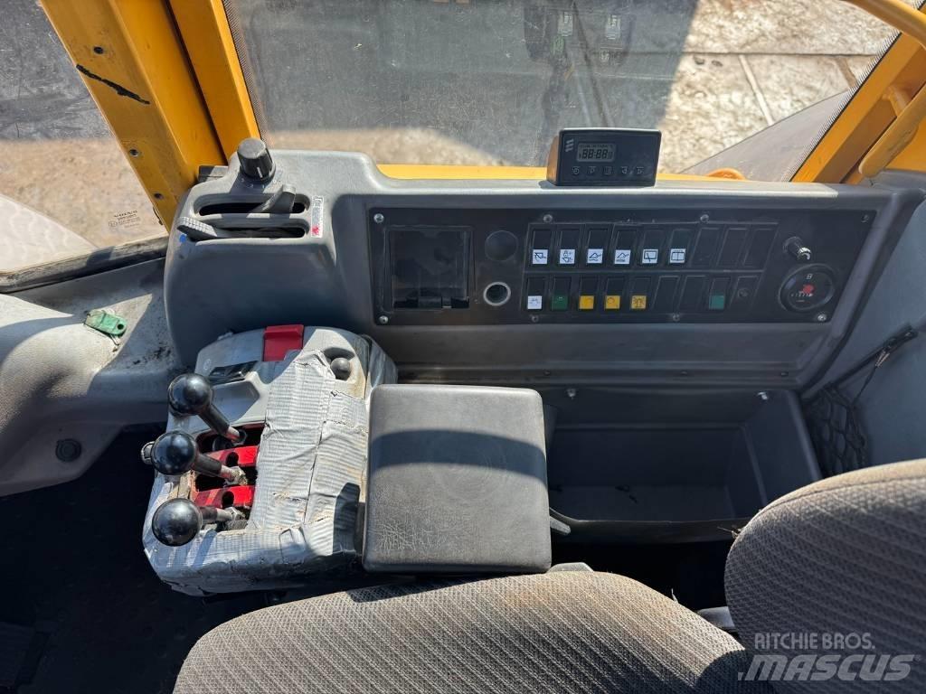 Volvo L 110 E Chargeuse sur pneus