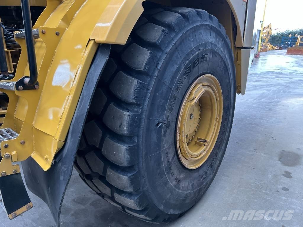 CAT 745 Tombereau articulé