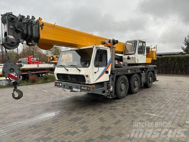 Grove GMK 3050 Grues tout terrain