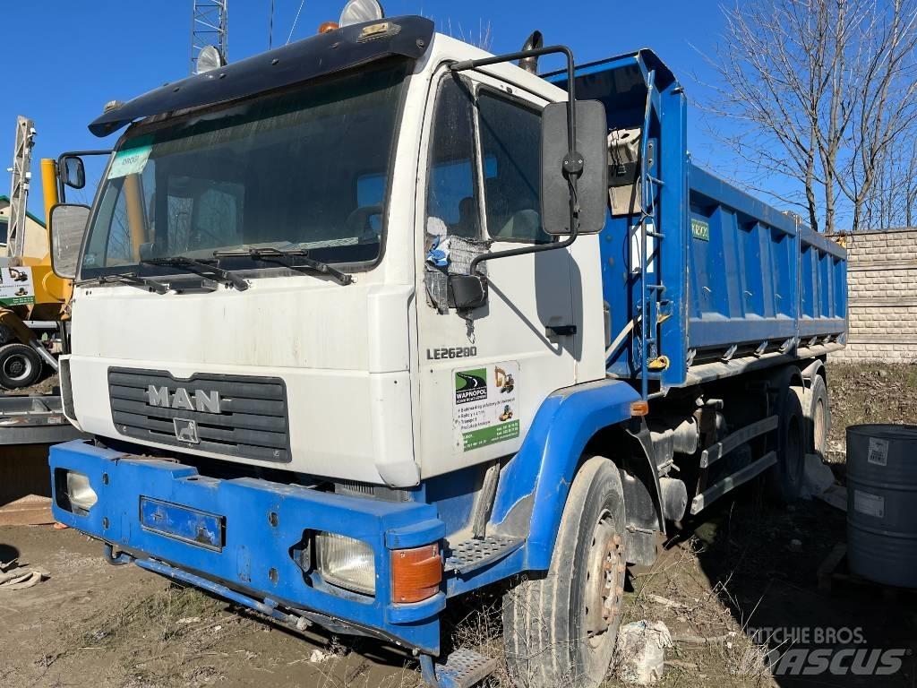 MAN LE 26.280 Camion benne