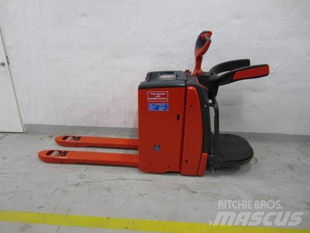 Linde T20AP Transpalette accompagnant porté debout