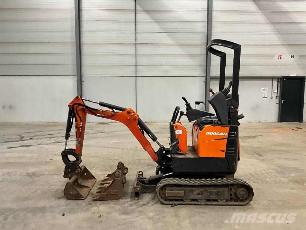 Doosan DX 10 Z Mini pelle < 7t