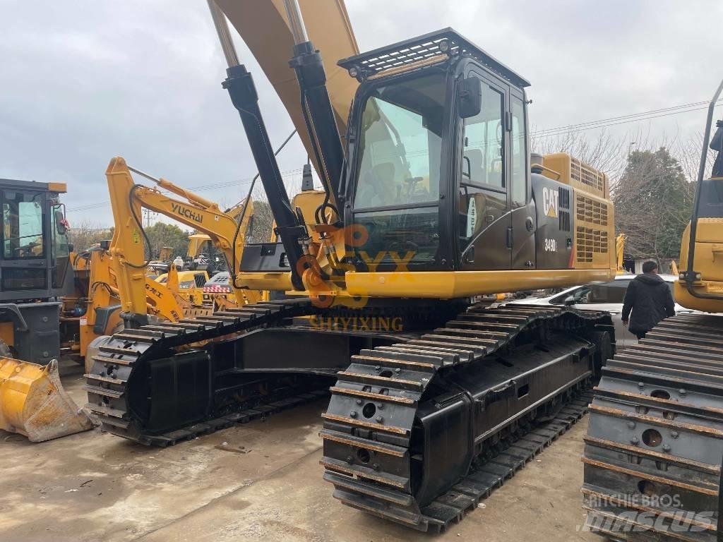 CAT 349 D2 Pelle sur chenilles