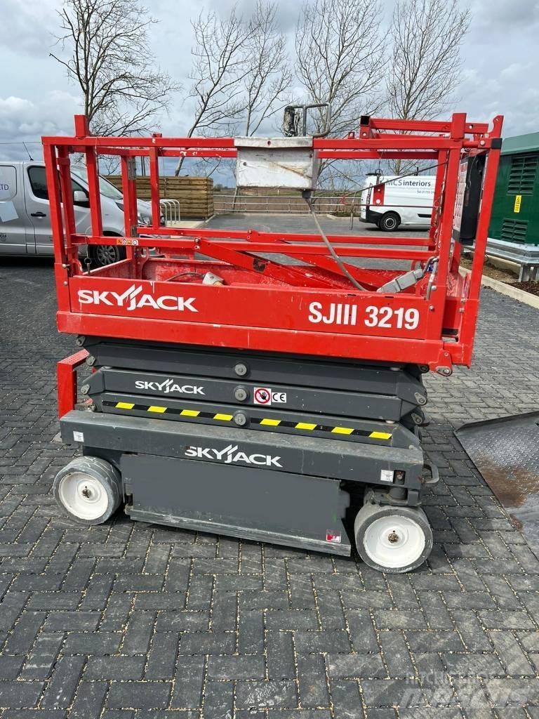 SkyJack SJ 3219 Nacelle ciseaux