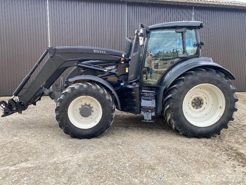 Valtra T254 V Tracteur