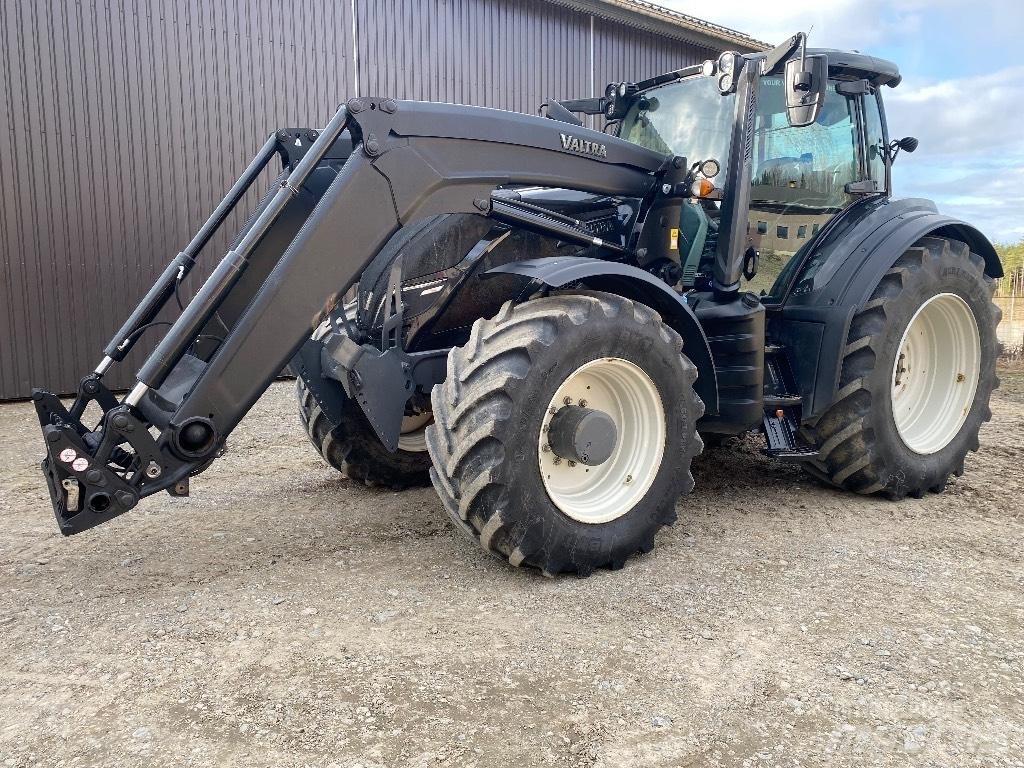Valtra T254 V Tracteur