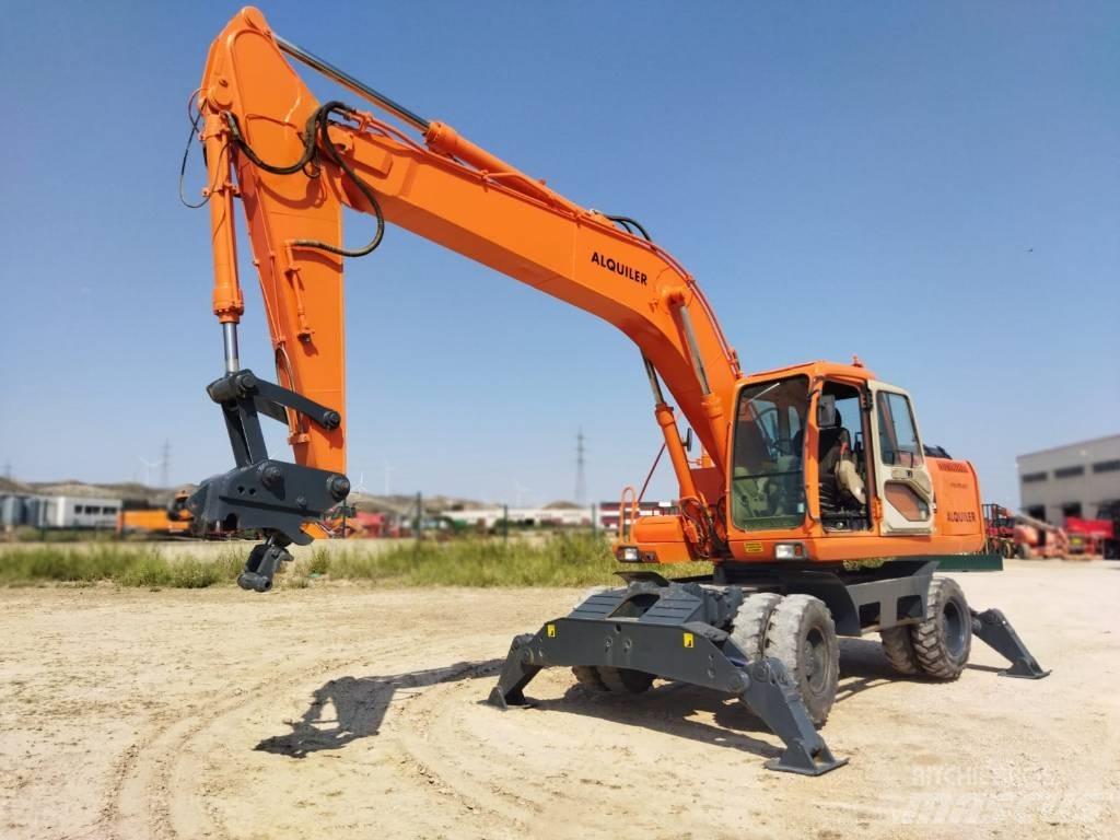 Daewoo 210 W-V Pelle sur pneus
