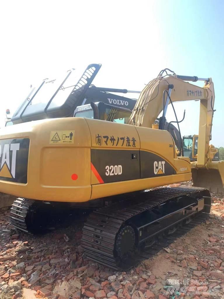 CAT 320 D Pelle sur chenilles