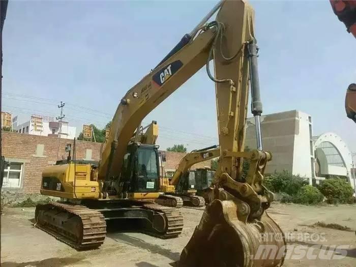 CAT 329 D Pelle sur chenilles
