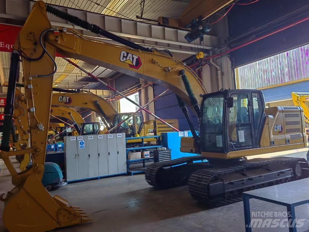CAT 2021 CAT 320 Pelle sur pneus
