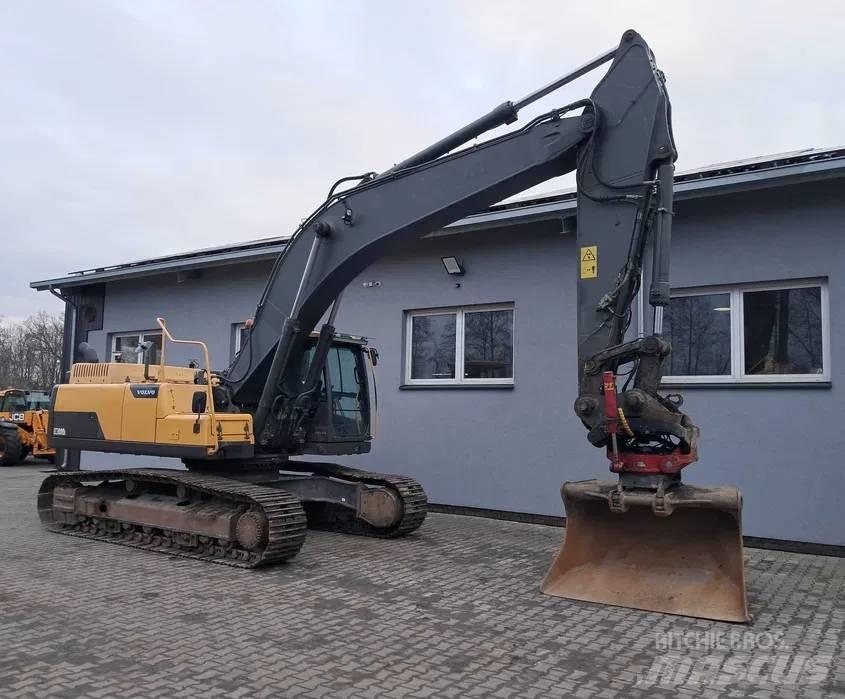 Volvo EC 300 D L Pelle sur chenilles