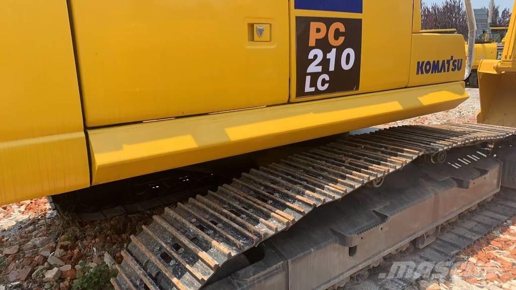 Komatsu PC 210 LC Pelle sur chenilles