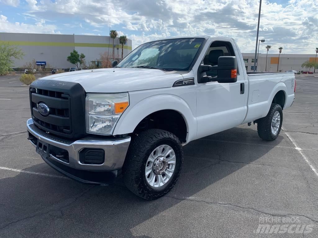 Ford F 350 Camion Fourgon
