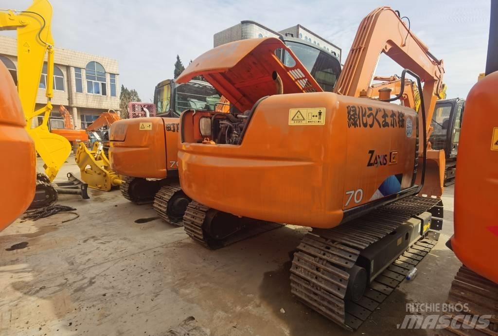Hitachi ZX 70 Pelle sur chenilles
