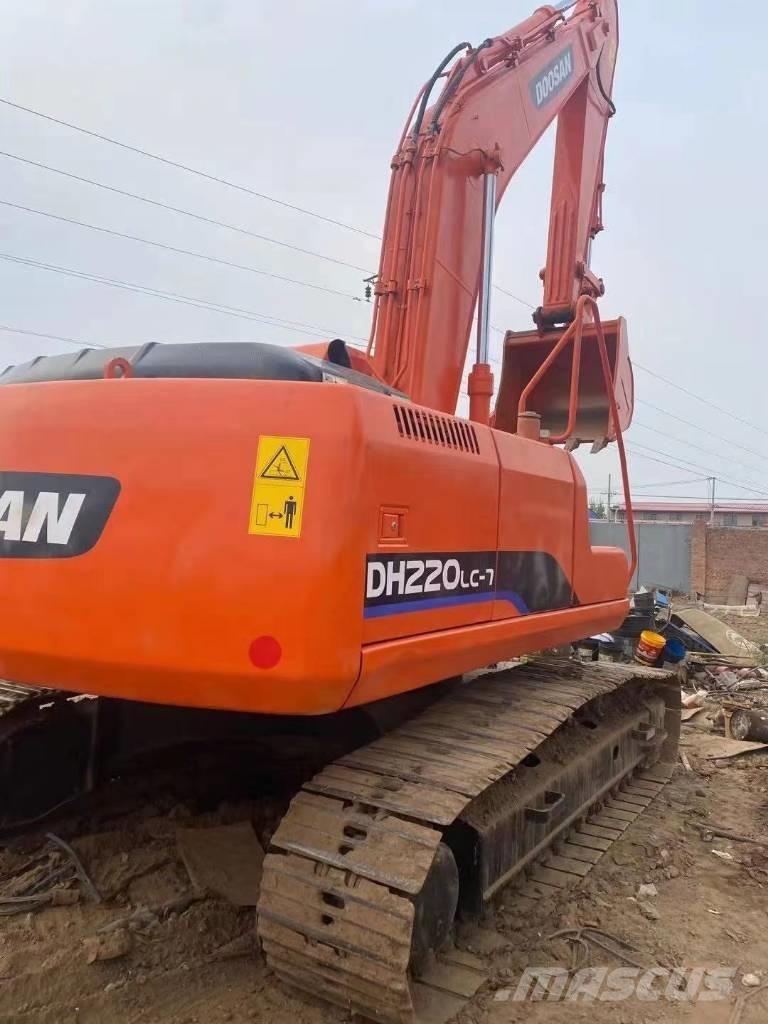 Doosan DH220LC-5 Pelle sur chenilles